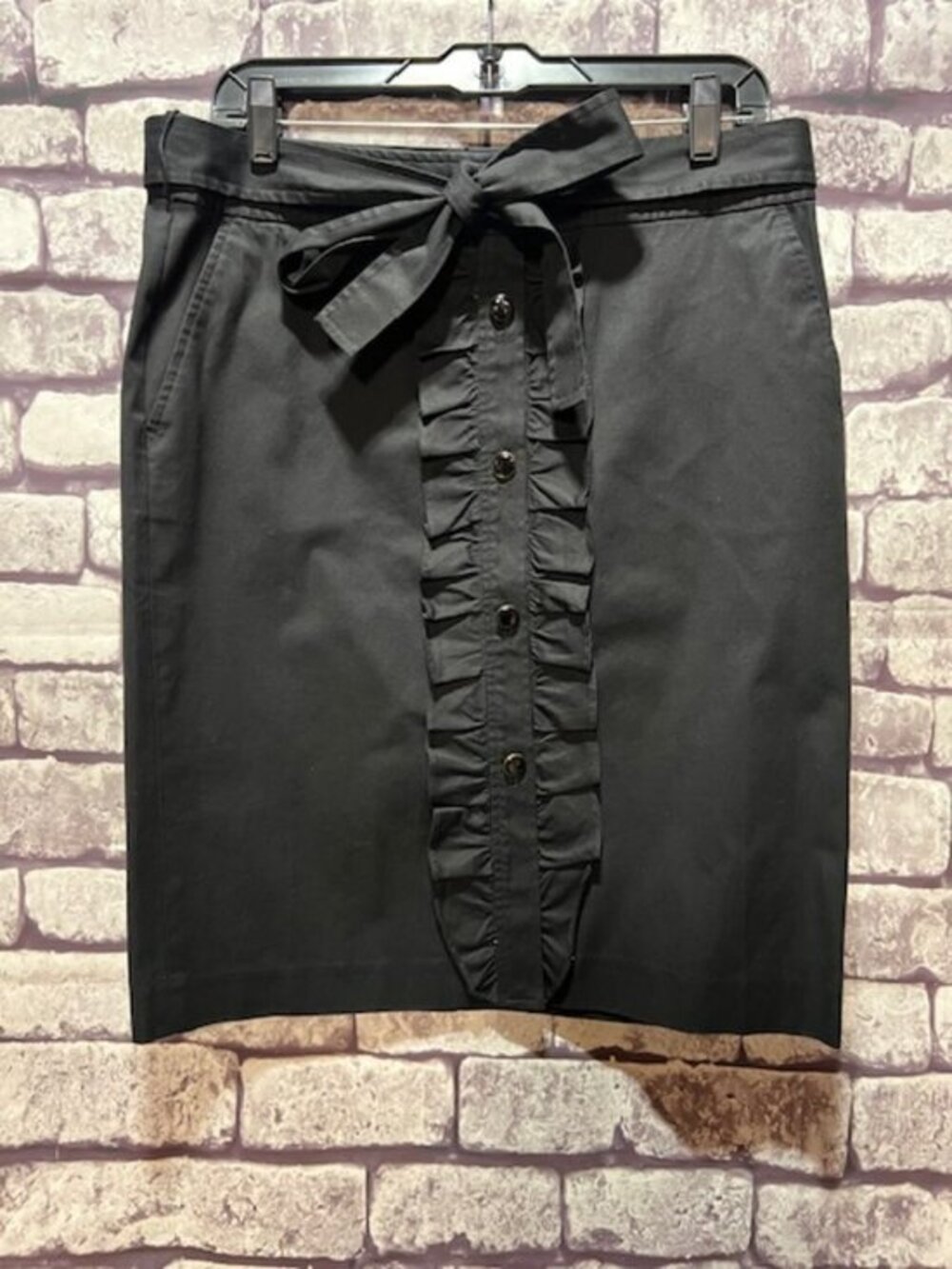 Talbots Black Skirt W Front Ruffle Size 10